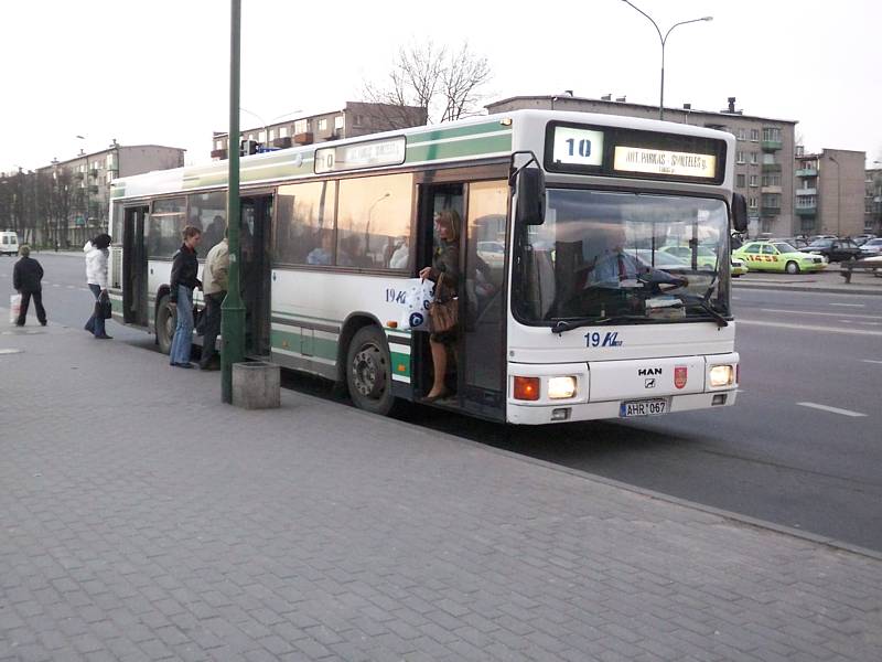 autobusai.narod.ru/Fotogalerija/10/10man_14b.jpg